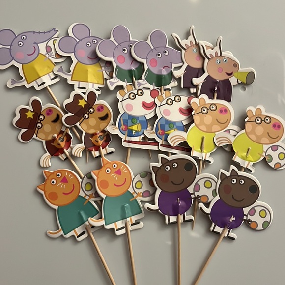 🎉New🎉Peppa Pig Birthday Cake or Cupcake Toppers🎉 - Picture 3 of 7